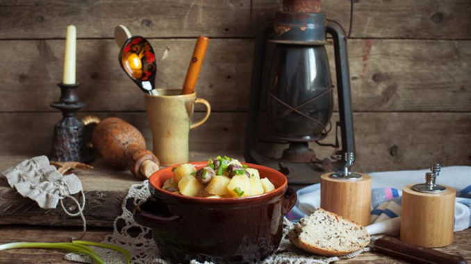 Рагу из куриных сердечек с картошкой Рагу из куриных сердечек с картошкой