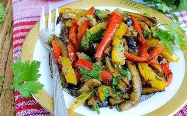 Салат из запеченных овощей