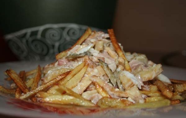 Салат с копченой курицей