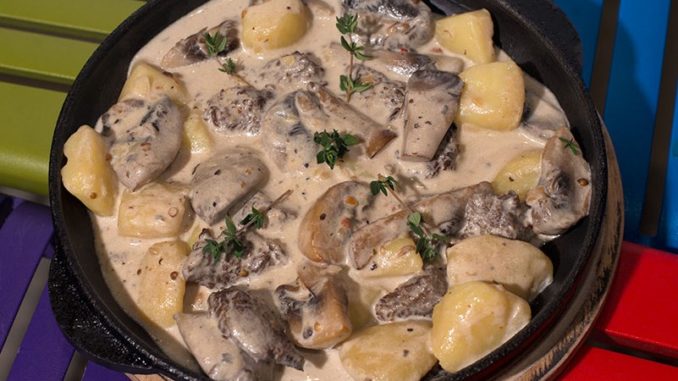 Жаркое из говядины с грибами Жаркое из говядины с грибами