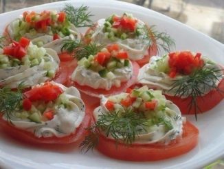 Закуска из томатов с творогом