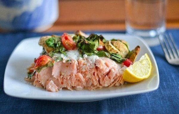 Запеченный лосось с грибами Запеченный лосось с грибами