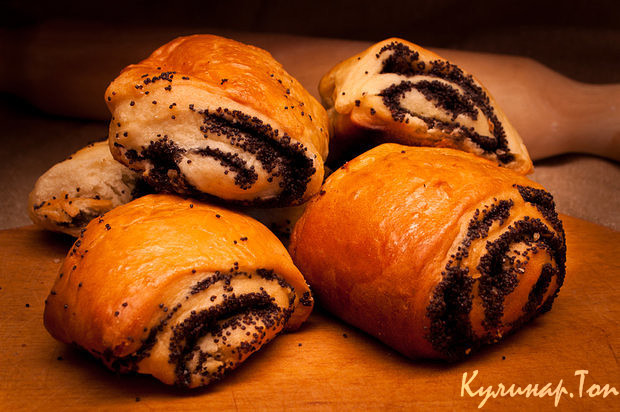 Булочки с маком