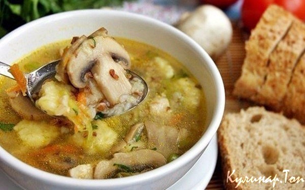 Гречневый суп с грибами и картофельными клёцками Гречневый суп с грибами и картофельными клёцками