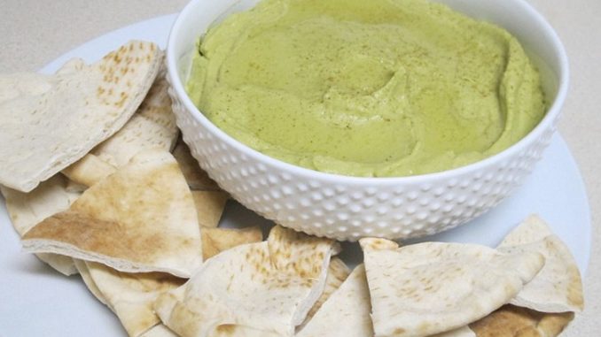 Хумус с карри, луком и цветной капустой