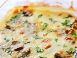 Куриная запеканка с грибами и сыром