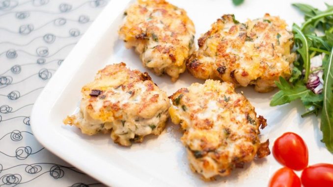 Куриные оладьи с сыром Куриные оладьи с сыром