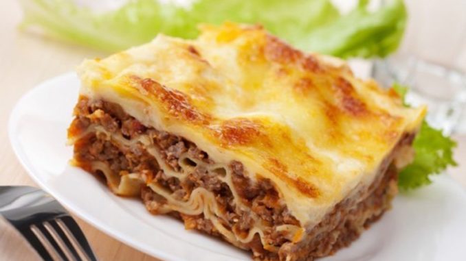 Лазанья с мясным фаршем и сыром Лазанья с мясным фаршем и сыром
