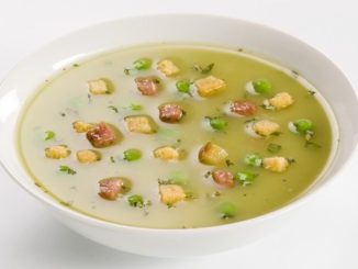 Овощной бульон с сухариками