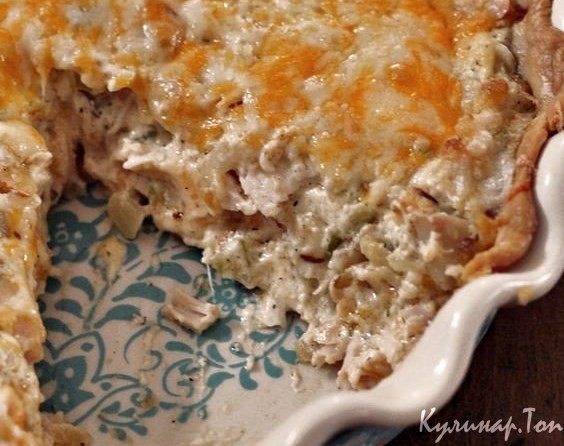 Пирог с индейкой, картофелем и моцареллой