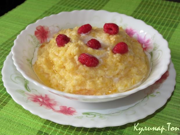 Пшенная каша с малиной