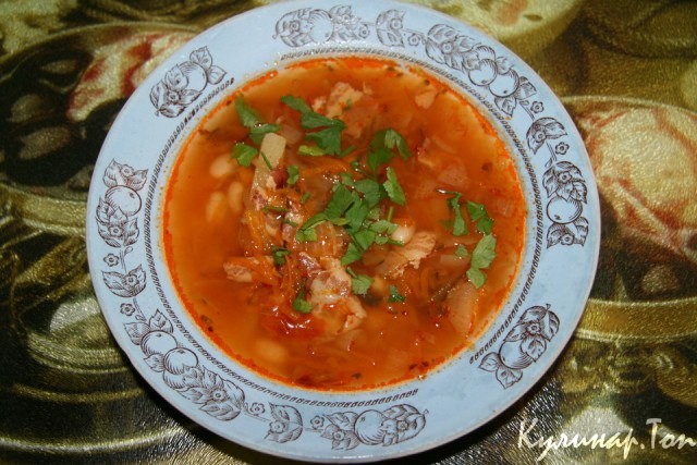 Рассольник с фасолью и беконом