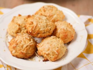 Шарики с сыром на закуску