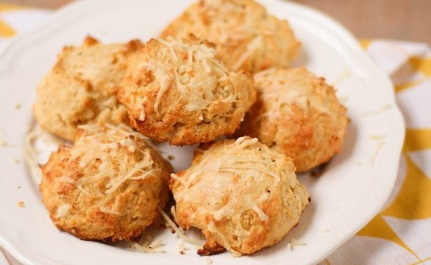 Шарики с сыром на закуску Шарики с сыром на закуску