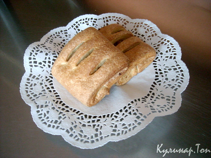 Слойки с брынзой