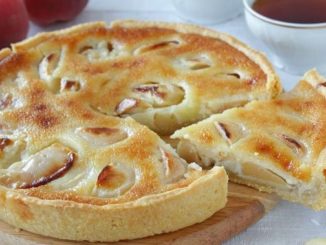 Яблочный пирог с заливкой