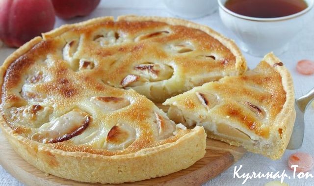 Яблочный пирог с заливкой Яблочный пирог с заливкой