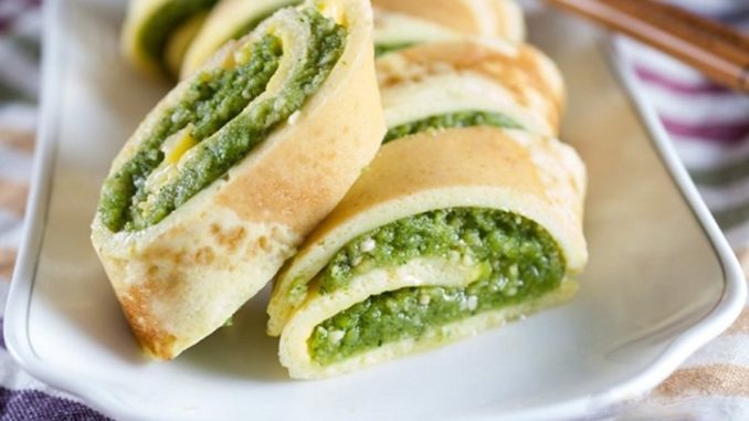 Яичные рулетики с начинкой Яичные рулетики с начинкой