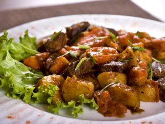 Жаркое из свинины с овощами