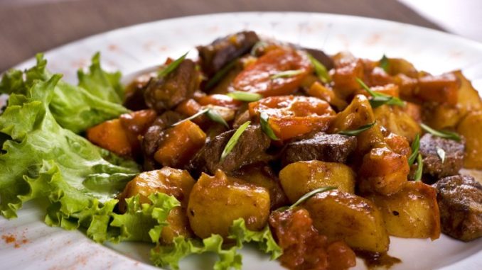Жаркое из свинины с овощами Жаркое из свинины с овощами