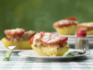 Запеченный фаршированный картофель