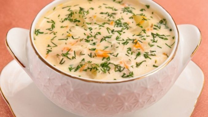 Английский куриный суп с плавленым сыром Английский куриный суп с плавленым сыром