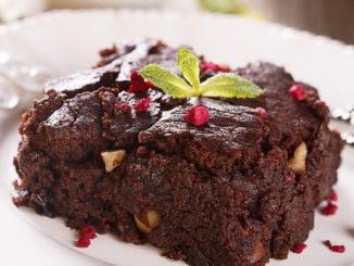 Брауни с сухофруктами и орехами (постные)