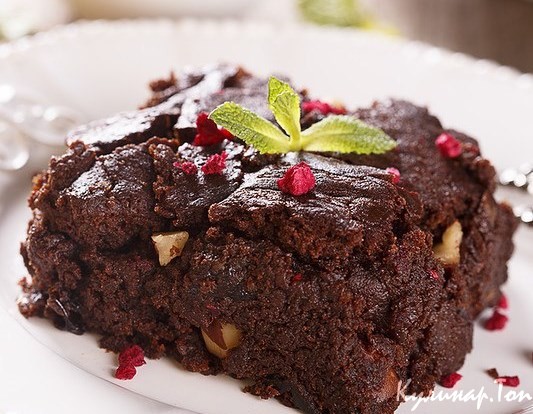 Брауни с сухофруктами и орехами (постные)