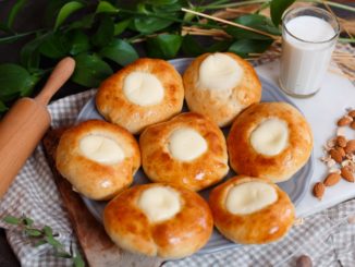 Булочки со сметанным кремом