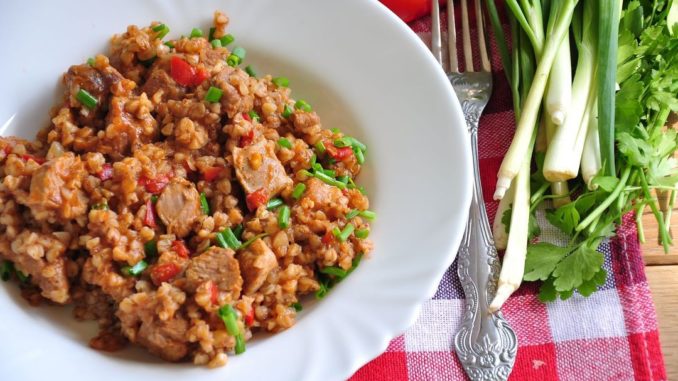 Гречка по-купечески с индейкой Гречка по-купечески с индейкой