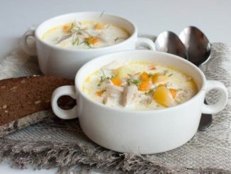 Густой куриный суп со сливками