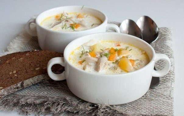 Густой куриный суп со сливками Густой куриный суп со сливками