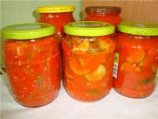 Кабачки в томатном соусе
