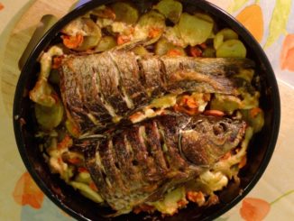 Карп с картофелем
