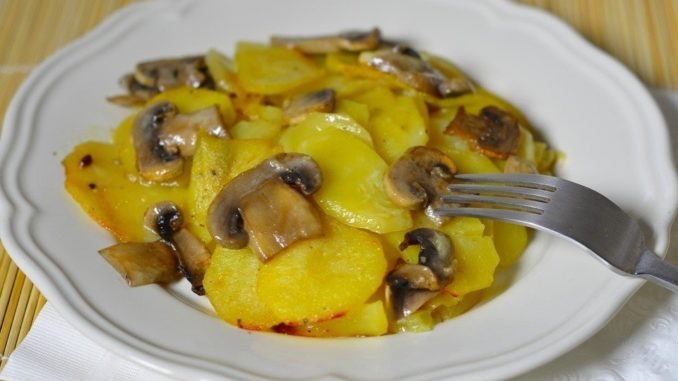 Картофель с грибами и сливками Картофель с грибами и сливками