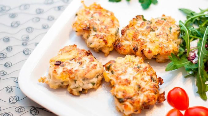 Котлеты из рубленой куриной грудки Котлеты из рубленой куриной грудки