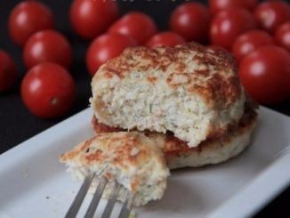 Куриные котлеты с кабачком и творогом