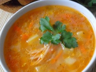 Куриный суп с овощами и кукурузной крупой