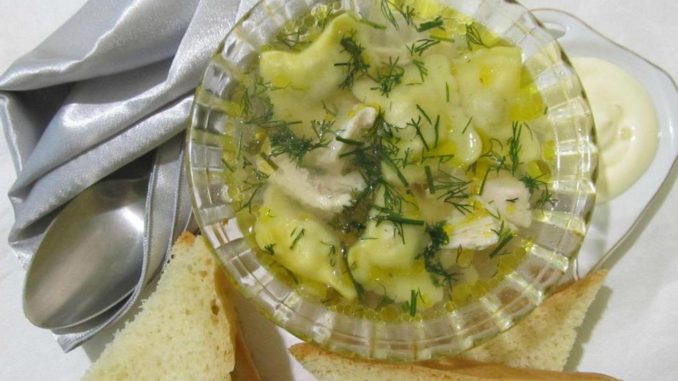 Куриный суп с пельменями Куриный суп с пельменями