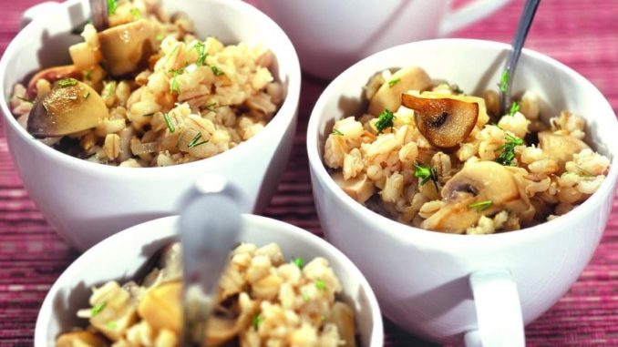 Перловка с шампиньонами Перловка с шампиньонами
