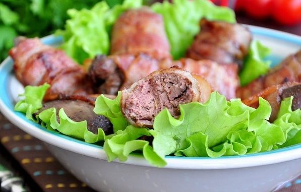 Румаки из маринованной куриной печени Румаки из маринованной куриной печени