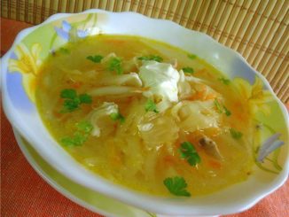 Щи с квашеной капустой в мультиварке