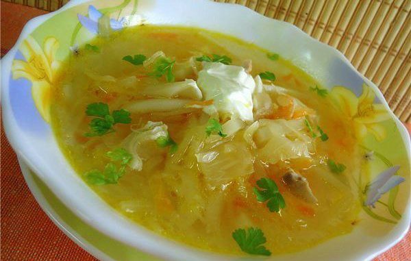 Щи с квашеной капустой Щи с квашеной капустой в мультиварке
