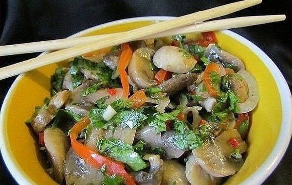 Шампиньоны по-корейски Шампиньоны по-корейски