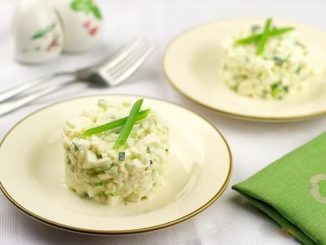 Салат из криля и яиц