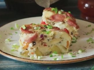 Запеканка с овощами и сосисками
