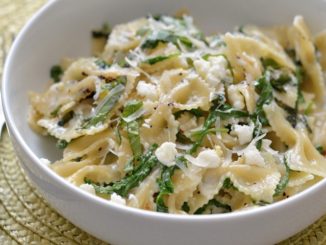 Фарфалле с рукколой и лимоном