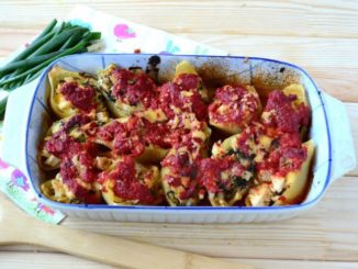 Фаршированные ракушки "Курица в шпинате"