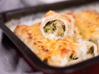 Каннеллони с курицей и песто из брокколи