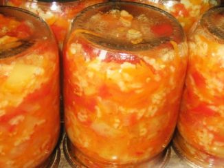 Консервированный салат из капусты с рисом